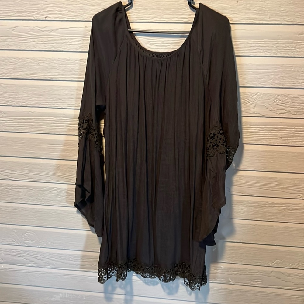 Women’s size XL Wrangler brown dress.